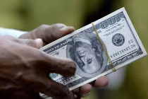 “Tiền USD chứa rất nhiều vi khuẩn“