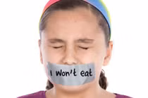 Nhịn ăn để thanh lọc cơ thể: Coi chừng tử vong