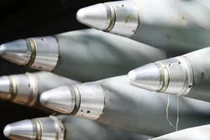 Tướng Canada bất ngờ trước tốc độ bổ sung đạn dược nhanh chóng của Nga