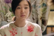 Tiền cất trong tủ không cánh mà bay, con dâu nghi ngờ mẹ chồng