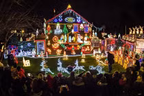 Xem người dân thế giới trang hoàng nhà cửa đón Giáng sinh