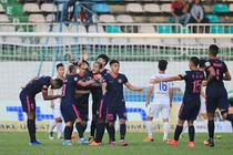 HAGL bết bát: Bầu Đức đành cậy vào... thầy Park!