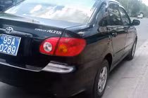 Loạt xe biển xanh Hậu Giang chở nhiều người đi ăn tiệc ở Cần Thơ