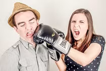 Những lý do nực cười khiến các cặp đôi chia tay