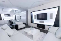 Nhà nổi bật với nội thất đen trắng sang trọng