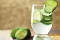 Điều kỳ diệu gì xảy ra khi bạn uống nước ép dưa chuột mỗi sáng