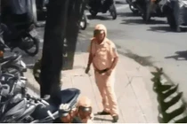 Thanh niên liều lĩnh “thông chốt”, CSGT nhào tới ngăn cản bất thành