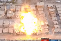 IS đánh bom tự sát nổ tung khu người Kurd ở Raqqa