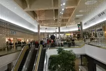 Bên trong TTTM giúp ông Trầm Bê "bỏ túi" hàng trăm triệu đô