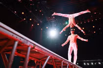 Khoảnh khắc chinh phục Guinness cuối cùng của Quốc Cơ - Quốc Nghiệp