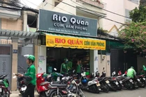 Từ khởi nghiệp ‘ế ẩm’ đến doanh thu lớn của hàng quán bình dân