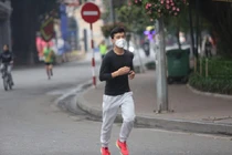 Chồng luôn tìm cớ ra khỏi nhà khi cách ly xã hội 