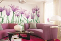 Trang trí phòng đẹp lạ với giấy dán tường họa tiết hoa lá