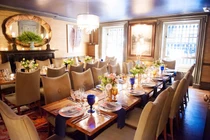 Bên trong hộp đêm xa hoa dành cho giới đại gia