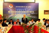 4 người không đồng ý bỏ tiêu chí bằng cử nhân, Đại hội VFF tiếp tục hoãn