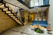 Nhà trong hẻm ở Hà Nội xuất hiện nổi bật trên báo ngoại