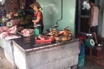 Kiểm tra chợ thịt chó lớn nhất TP.HCM, phát hiện nhiều chuyện “động trời”