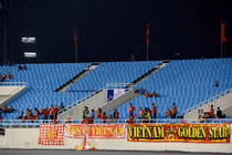 Khoảng lặng trên khán đài Mỹ Đình sau AFF Cup 2018 của CĐV Việt Nam