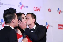 Trương Ngọc Ánh - Trần Bảo Sơn "đứng tim" vì MC