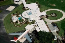 Soi thiết kế biệt thự khủng của các sao thế giới