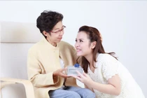 Nàng dâu không bao giờ đối đầu với mẹ chồng