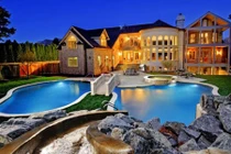 Những kiểu hồ bơi nổi bật cho nhà đẹp