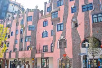 Những kiểu nhà bắt mắt vì... lòe loẹt