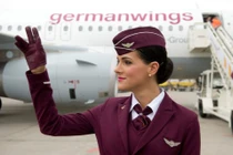 Ngắm đồng phục tiếp viên bắt mắt của hàng không Germanwings