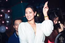 “Mẹ Bảo” trong Về nhà đi con ngoại truyện khoe thời trang nóng bỏng ngoài đời