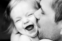 Tan chảy với bộ ảnh bố và con gái như bạn thân