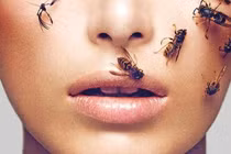 Sao Hollywood "phát cuồng" xu hướng làm đẹp kì quái này