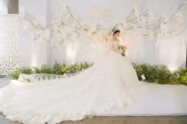 Ngắm trang phục váy cưới lộng lẫy của Hoa hậu Đại dương Đặng Thu Thảo