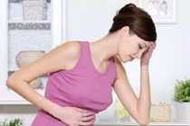 Những dấu hiệu cảnh báo ung thư buồng trứng chị em chớ lơ là