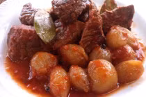 Du lịch Hy Lạp, gia đình Lý Hải thưởng thức vô vàn món ngon độc đáo này