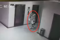 Sàm sỡ gái trong thang máy, gã biến thái bị cảnh sát “sờ gáy”