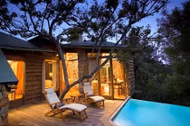 Tận mục khách sạn trên cây xa hoa 20 triệu/đêm