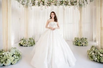 Điểm lại những mẫu váy cưới lộng lẫy, sang chảnh của sao Việt