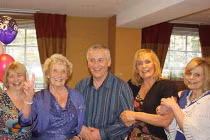 Hiếm thấy: Bốn chị em cùng mắc ung thu vú