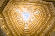 Ảnh chụp không tưởng bên trong các tòa nhà cao tầng Trung Quốc