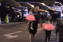 Triệu Vy có con trai thứ hai đã lớn đến 4-5 tuổi?