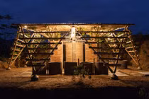 Độc: Nhà vệ sinh nông thôn Việt trên báo Mỹ