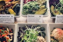 Soi bữa ăn "giá bèo" của nhân viên Apple