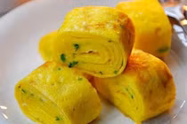 Thả thứ này vào rán trứng: Chỉ 2 quả mà nhiều như 4