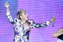 Sơn Tùng không còn hào hứng trên sân khấu The Remix?