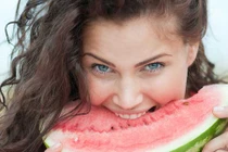 Làm chậm lão hóa da bằng các loại trái cây sau