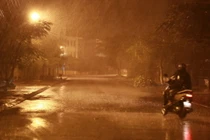 Cận cảnh bão số 4 tàn phá Bình Định, Phú Yên