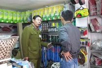 Ma trận "hàng nhảy" và những mánh "luộc đồ" giữa chợ Giời