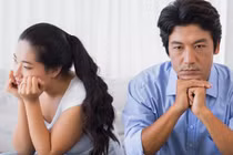 Mang bánh Trung thu biếu nhà vợ, chàng rể phát hiện bí mật bất ngờ 