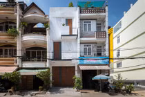 Nhà Việt ngập ánh sáng xuất hiện nổi bật trên báo ngoại