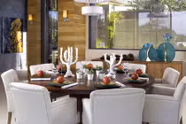 Bật mí cách trang trí bàn ăn đẹp lung linh